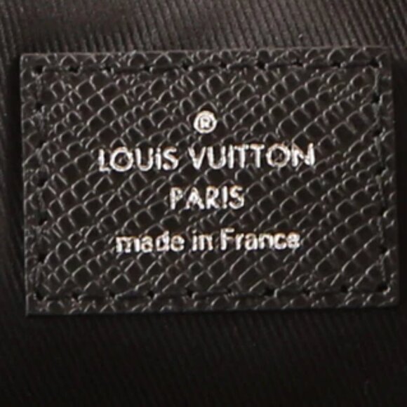 Louis Vuitton Slim Briefcase Taiga Leather - Picture 5 of 5